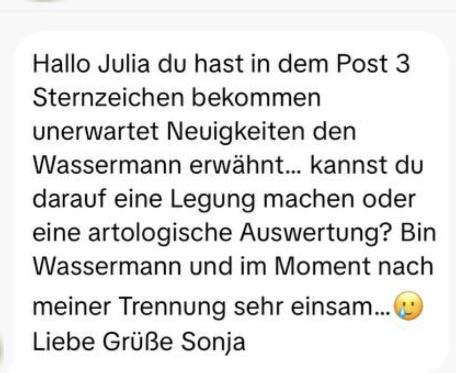 Screenshot einer ersten Kundenanfrage an Julia Red Tarot mit Bitte um eine persönliche Legung.